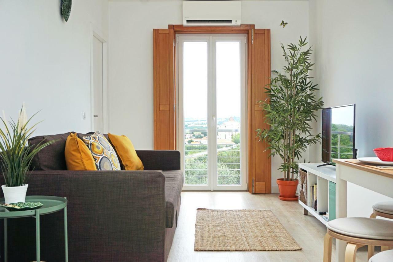 Mood Lodging - Caldas & Ocean โอบิดอส ภายนอก รูปภาพ
